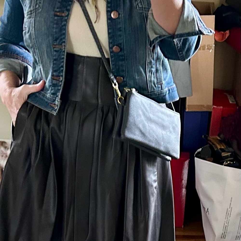 Vince BNWT gorgeous lamb skin brown leather pleated midi skirt w attached  belt. - Picture 8 of 9